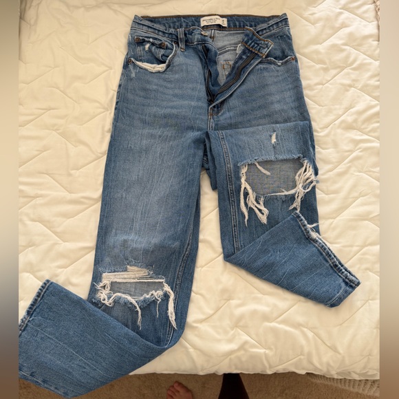 Abercrombie & Fitch Denim - Abercrombie & Fitch The Ankle Straight Ultra High Rise Jeans